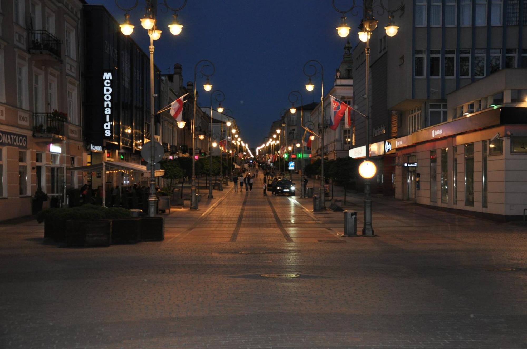 Centrum Solna Parking Free Apartment Kielce