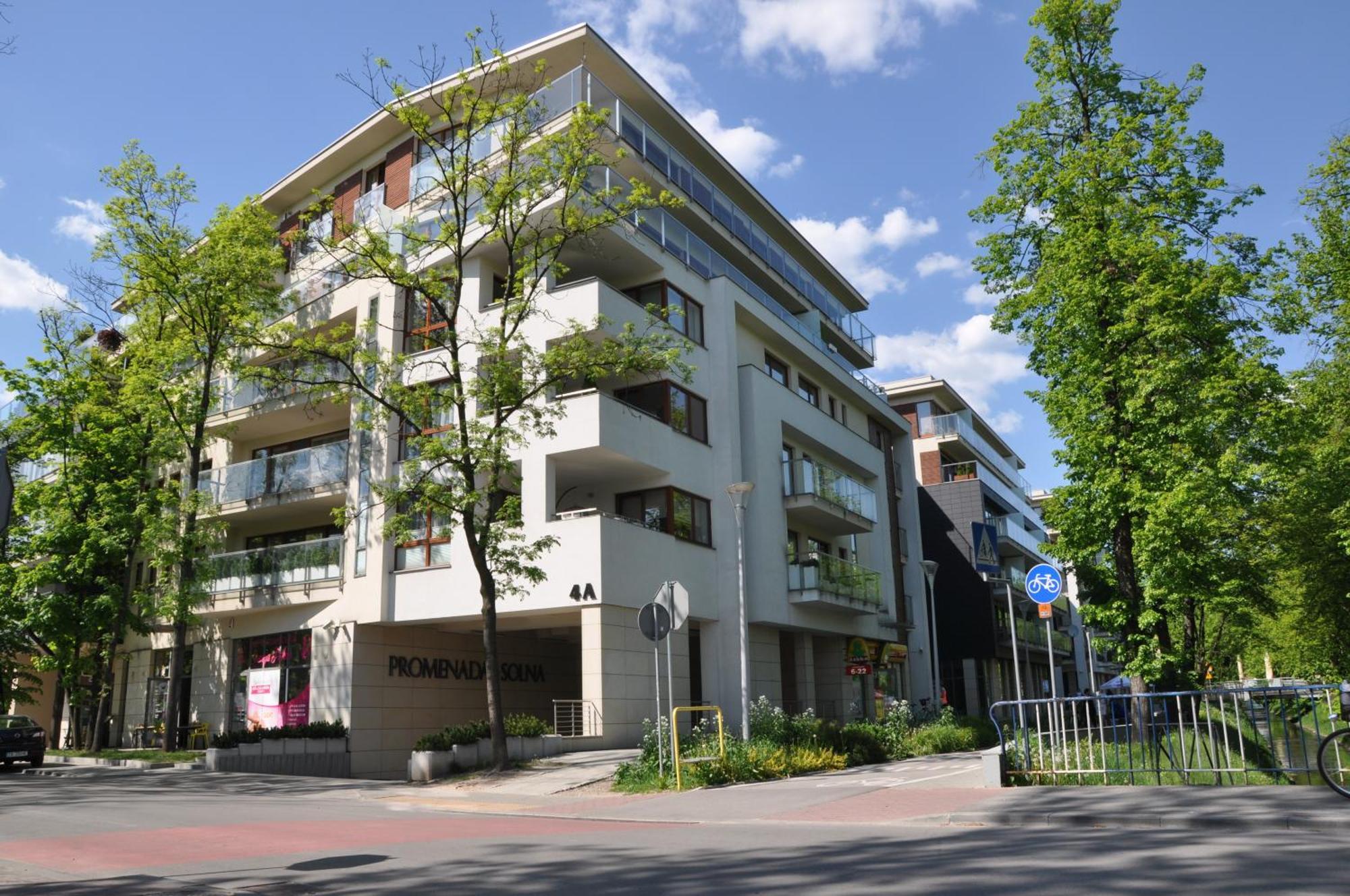 Centrum Solna Parking Free * Kielce